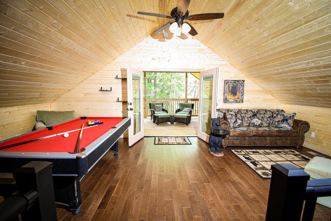 Gatlinburg - Honeymoon Hideaway Villa Exterior photo